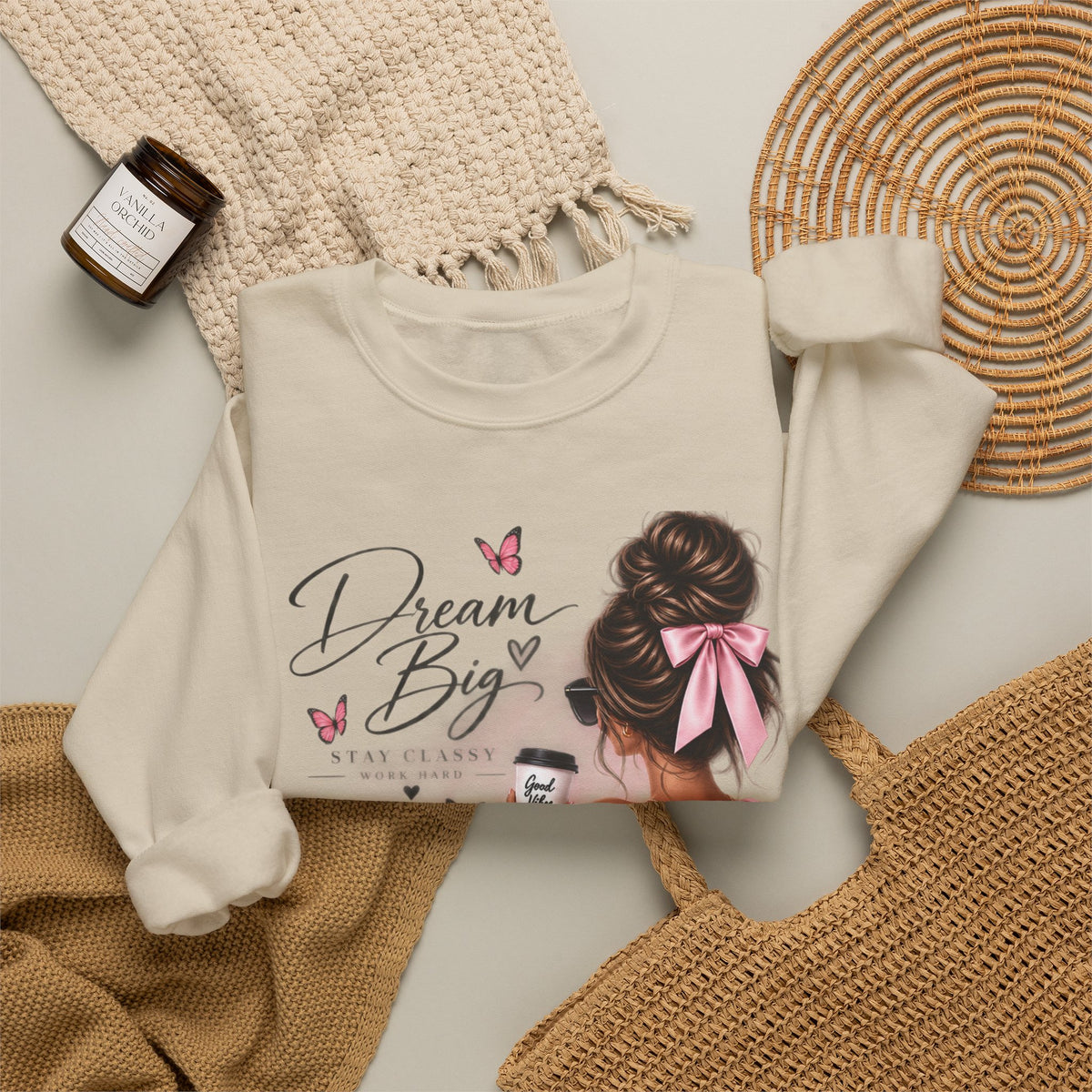 Crewneck Sweatshirt — "Dream Big" Chic Girl Graphic Pullover